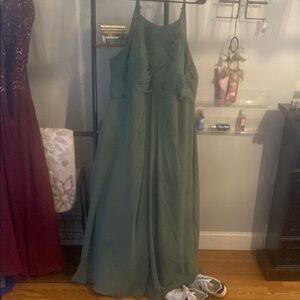 Elegant Green Halter Maxi Dress